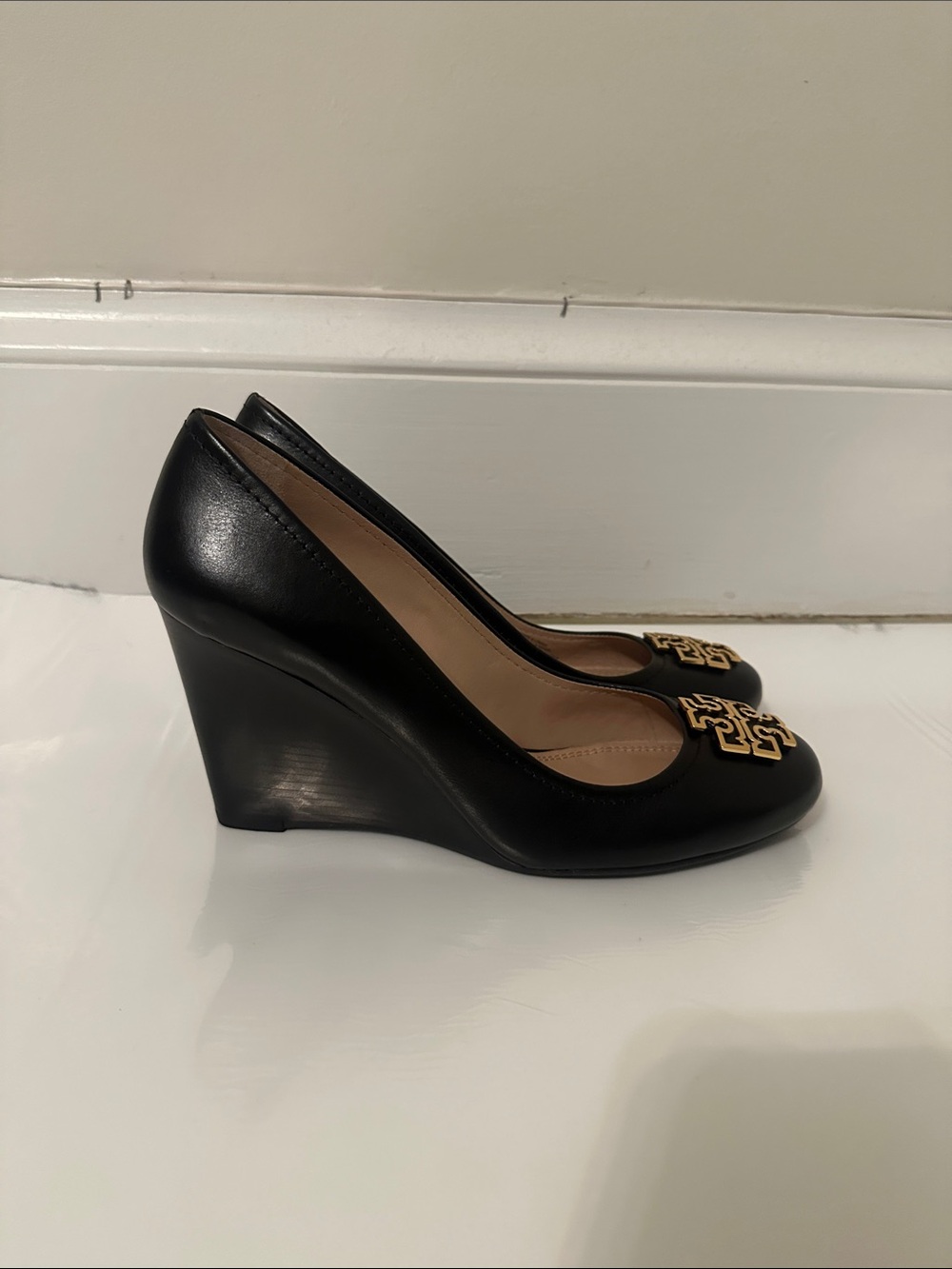 Never Been Worn Tory Burch Black Leather Logo Wedge Pump with Gold Emblem. - Picture 2 of 4